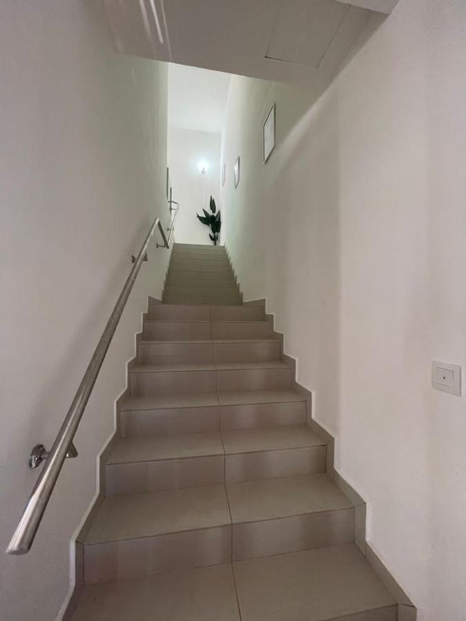 Safiyya Homestay Kluang Extérieur photo